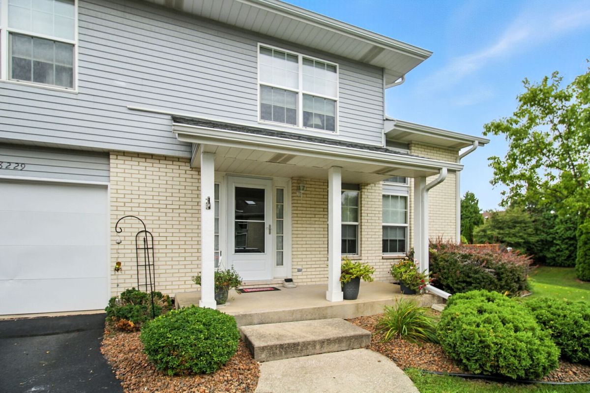 8229 170th Street, Tinley Park, IL 60477