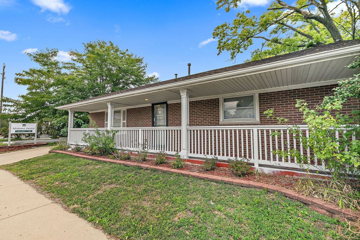 712 W Main Street, Dundee, IL 60118