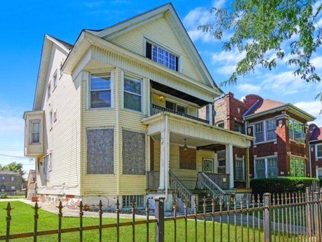 2115 E 72nd Place — Chicago, IL 60649