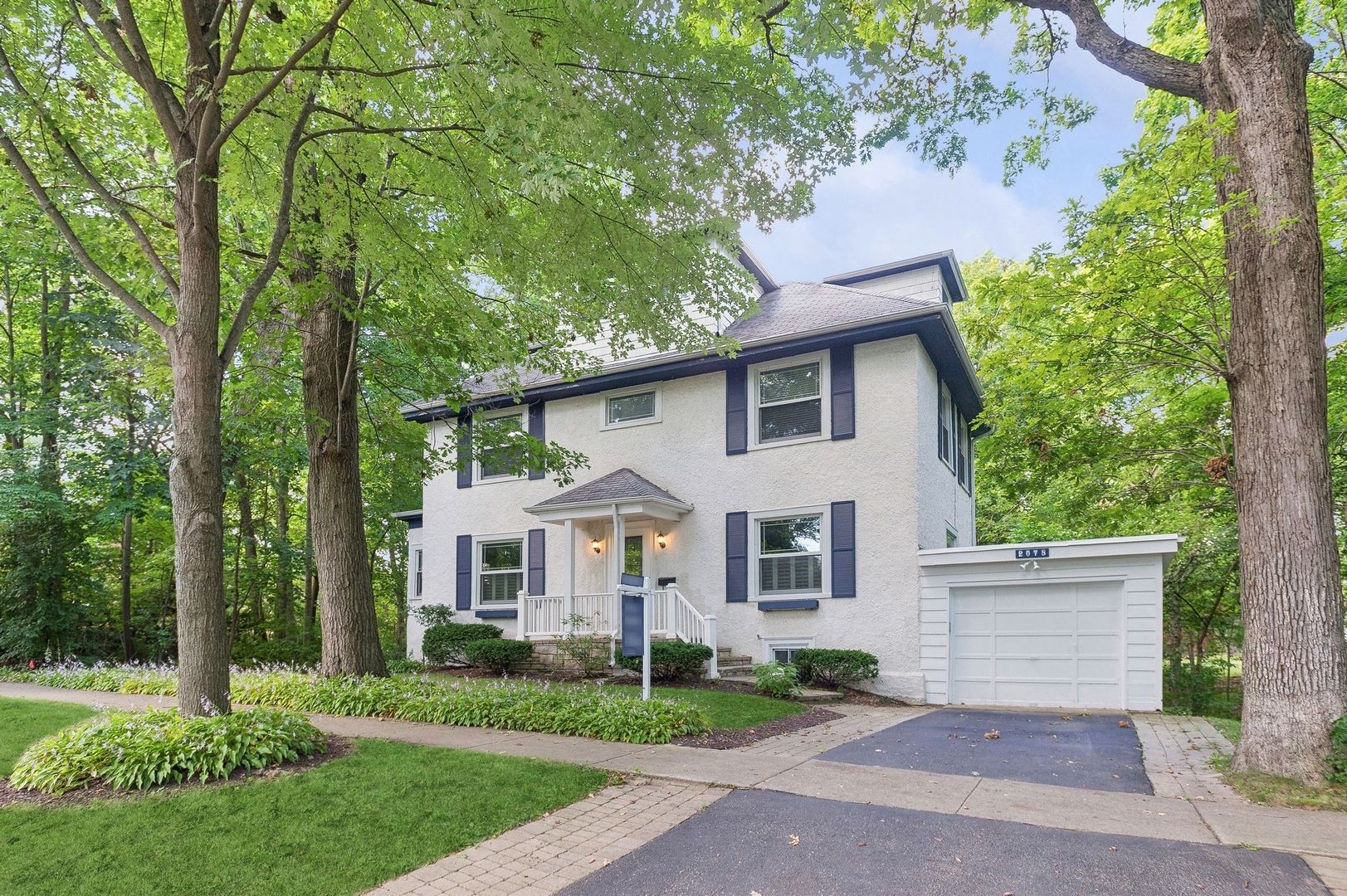 2078 Linden Avenue — Highland Park, IL 60035