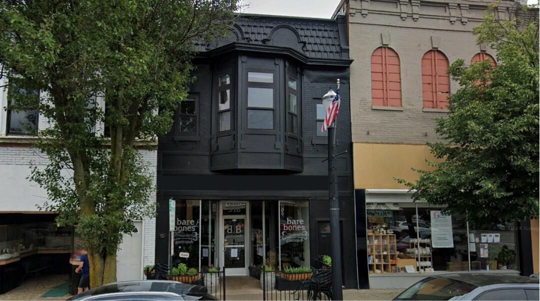 518 Lincolnway Way — Laporte, IN 46350