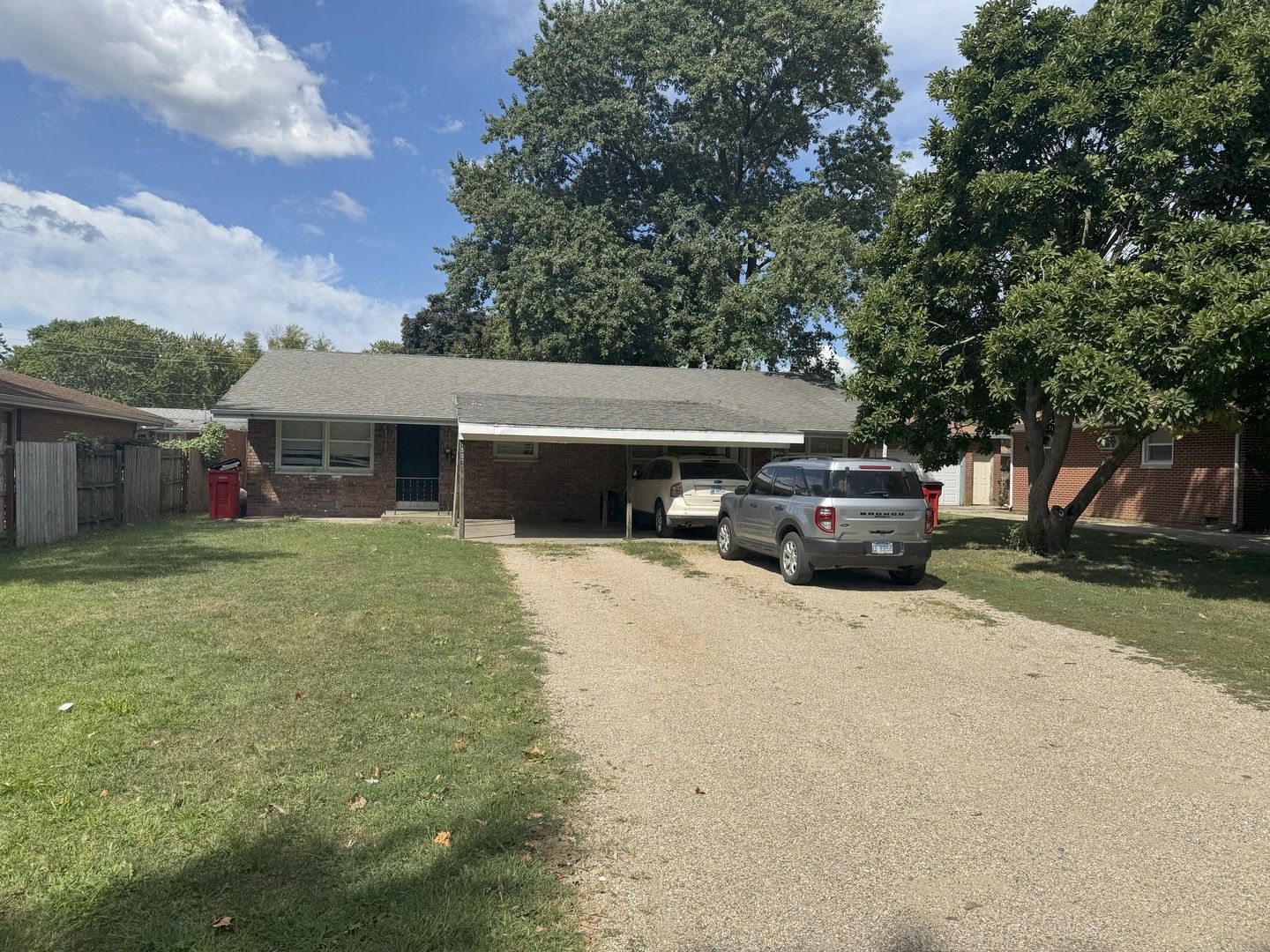 1507 Mckinley Avenue — Champaign, IL 61821