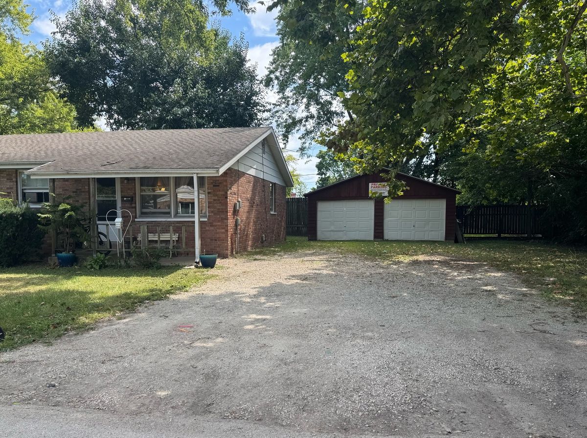 1604 Kirk Lane, Champaign, IL 61821