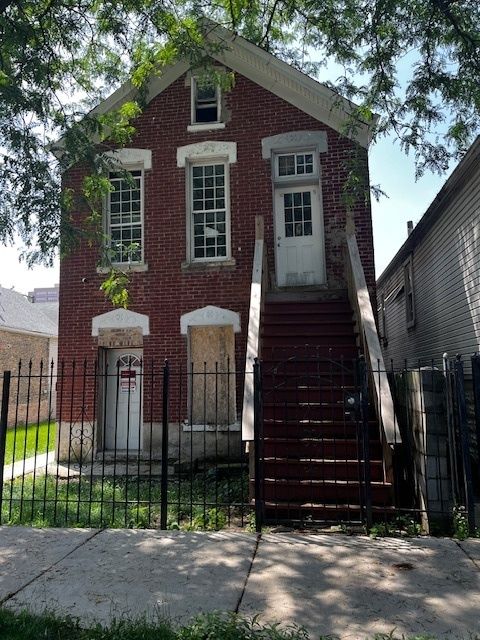 2911 W 25th Street — Chicago, IL 60623
