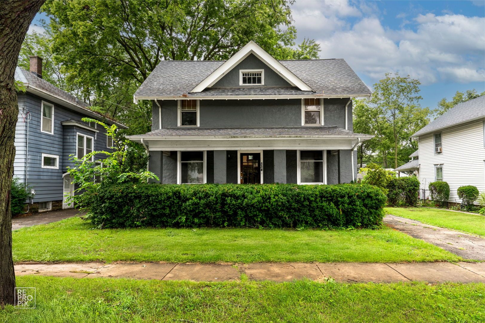534 Palace Street — Aurora, IL 60506