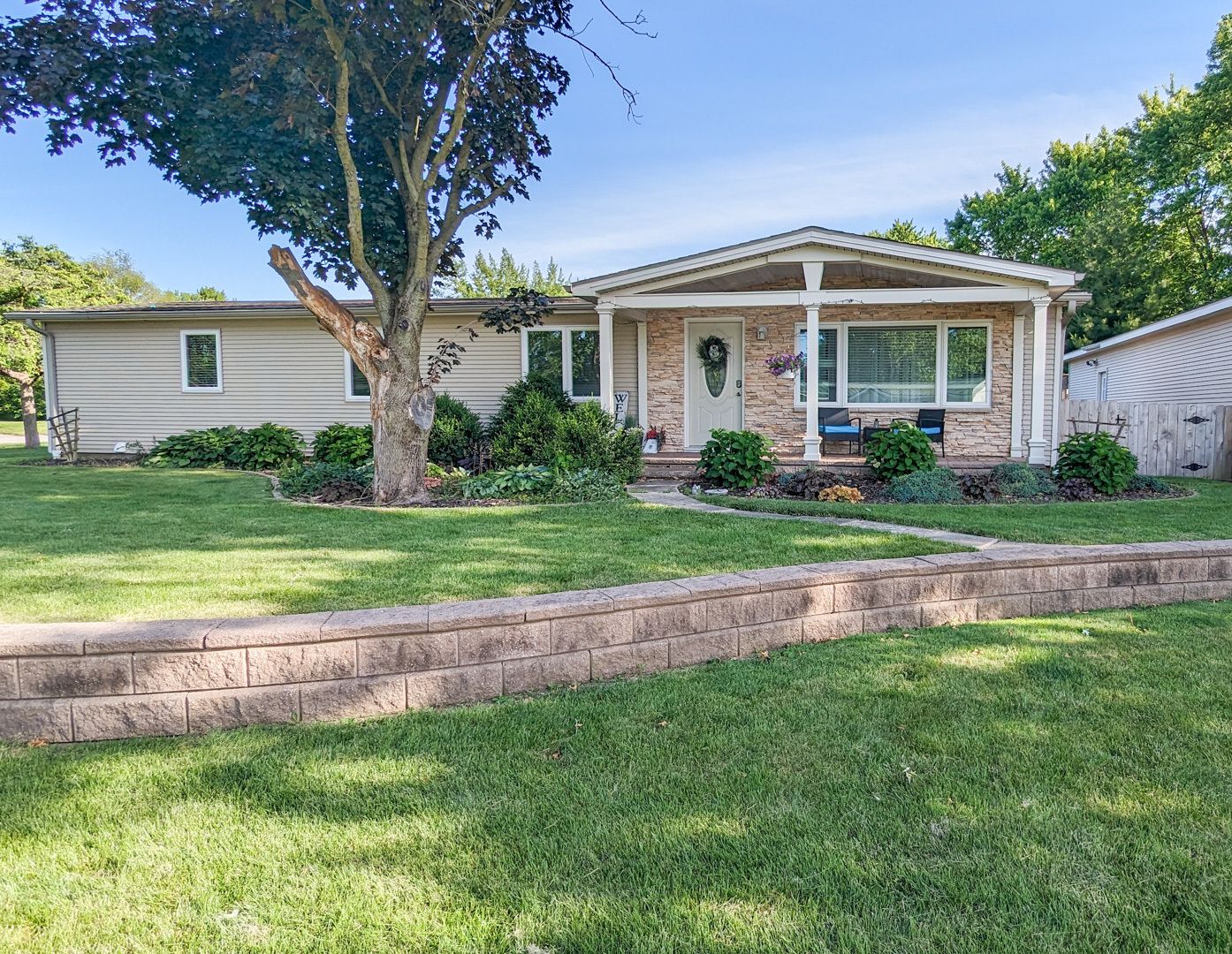 1105 Olen Drive — Mahomet, IL 61853