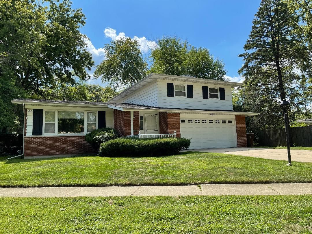 804 Manor Court, Glenwood, IL 60425