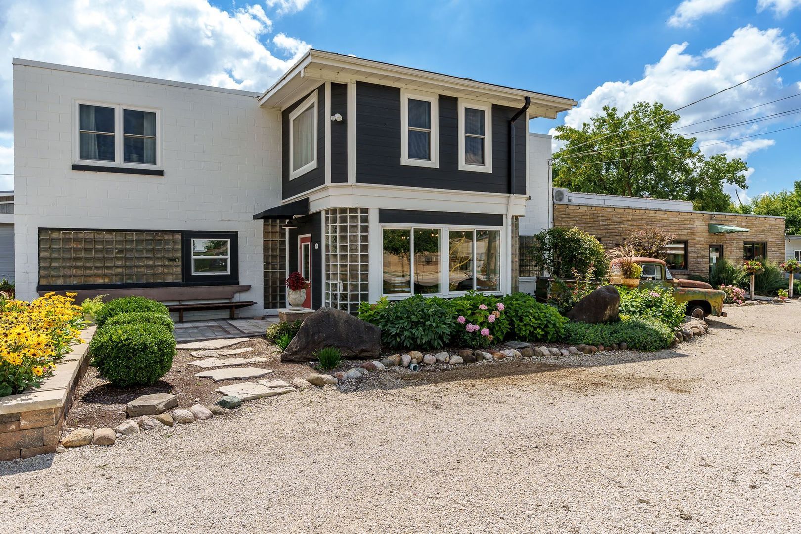 662 Park Avenue — Genoa, IL 60135