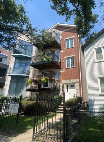 1352 Hubbard Street, Chicago, IL 60642