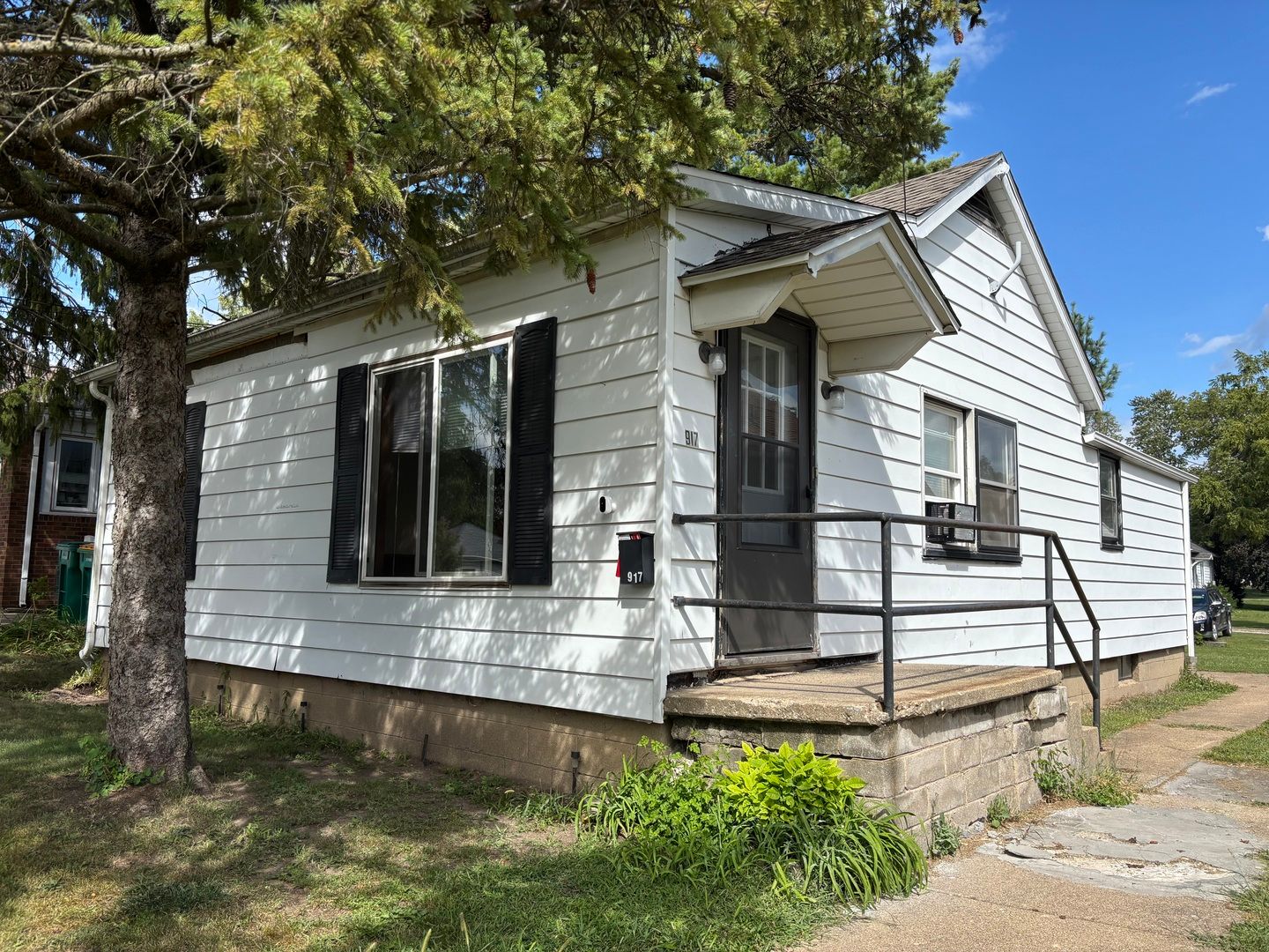 917 Johnson Street — Streator, IL 61364