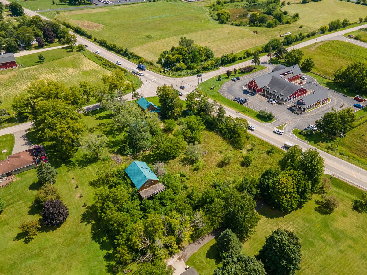 3104 Route 176, Prairie Grove, IL 60014
