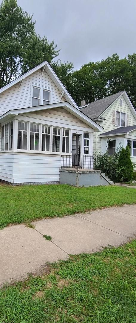 616 Ingraham Avenue — Calumet City, IL 60409