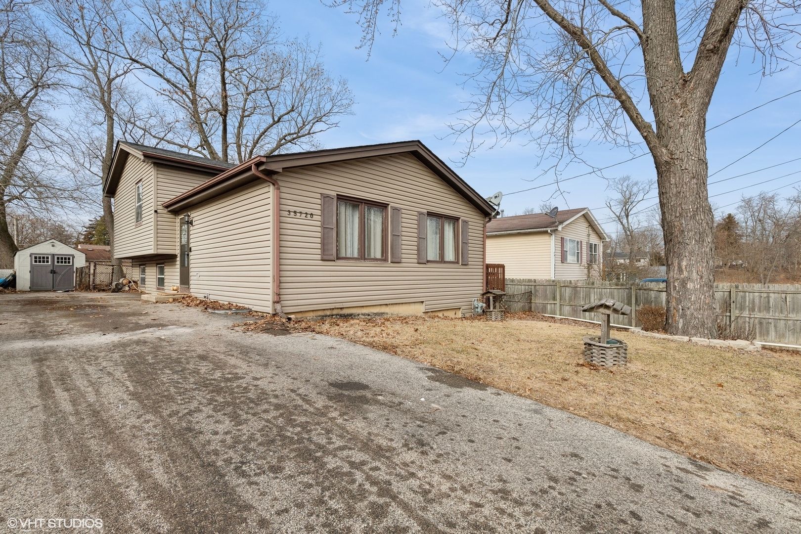 35720 N Laurel Avenue — Ingleside, IL 60041