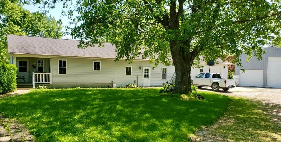 15772 1000th Avenue, Newton, IL 62448