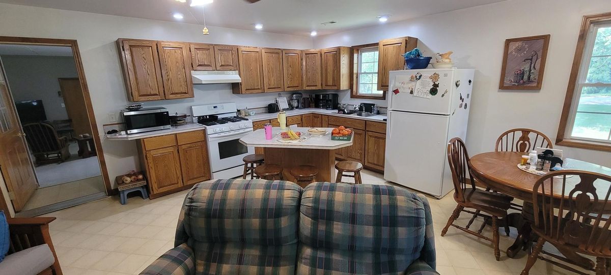 15772 E 1000th Avenue, Newton, IL 62448