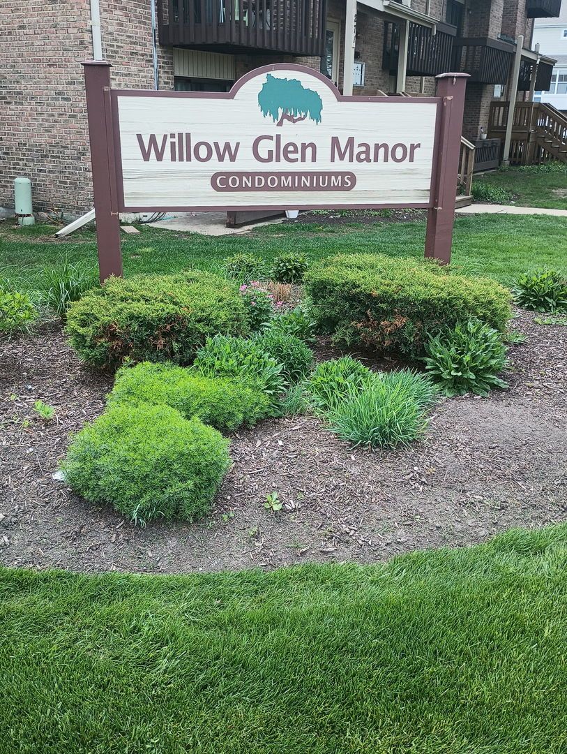266 12th Street #3B — Wheeling, IL 60090