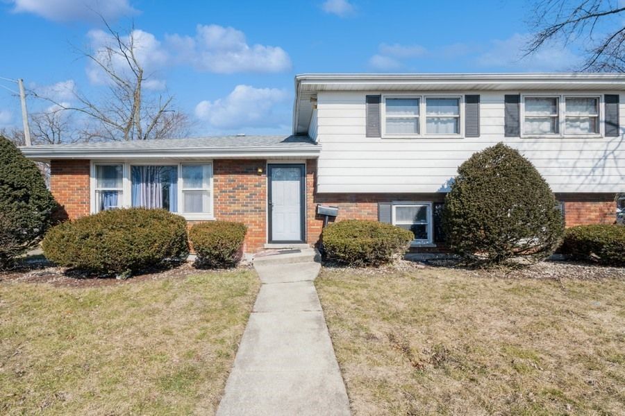 14321 Normal Avenue — Harvey, IL 60426