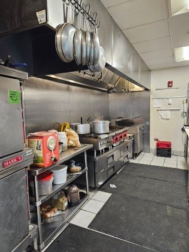 9999 W Confidential Avenue, Confidential, IL 99999
