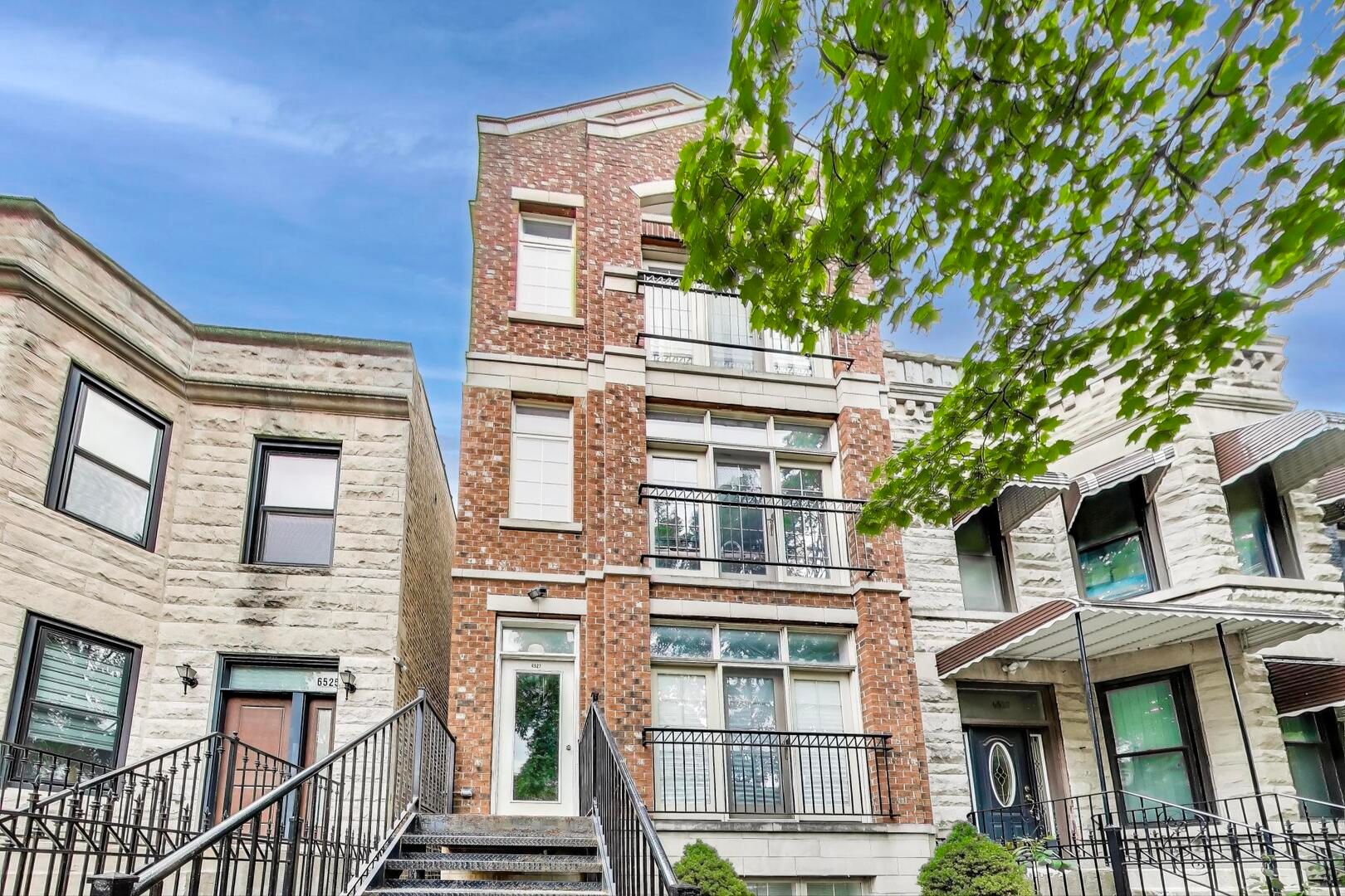 6527 S Drexel Avenue — Chicago, IL 60637
