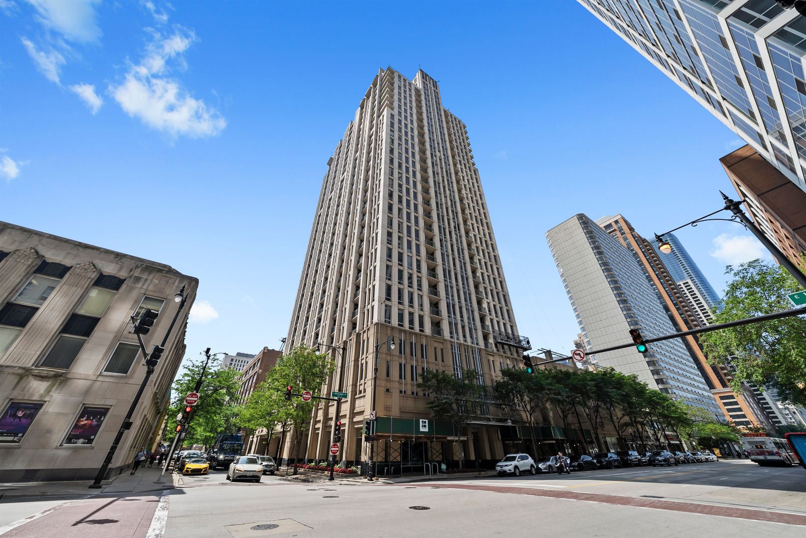 1250 S Michigan Avenue #2900 — Chicago, IL 60605