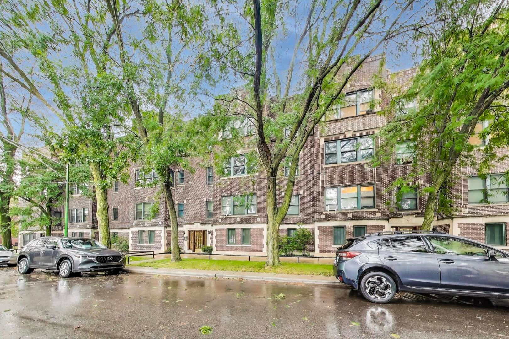 1308 E 56th Street #2 — Chicago, IL 60637