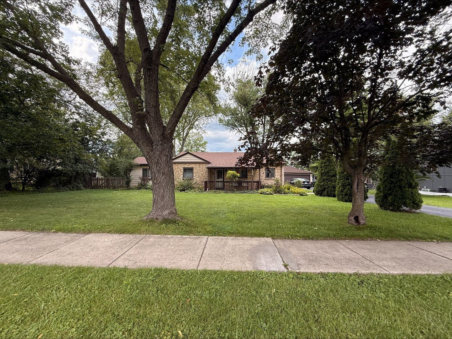 1018 W Plainfield Road — Countryside, IL 60525