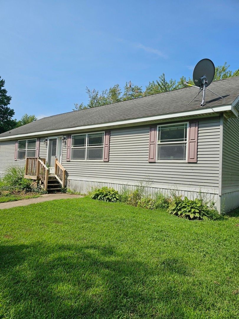 800 212 Highway, Michigan City, IN 46360