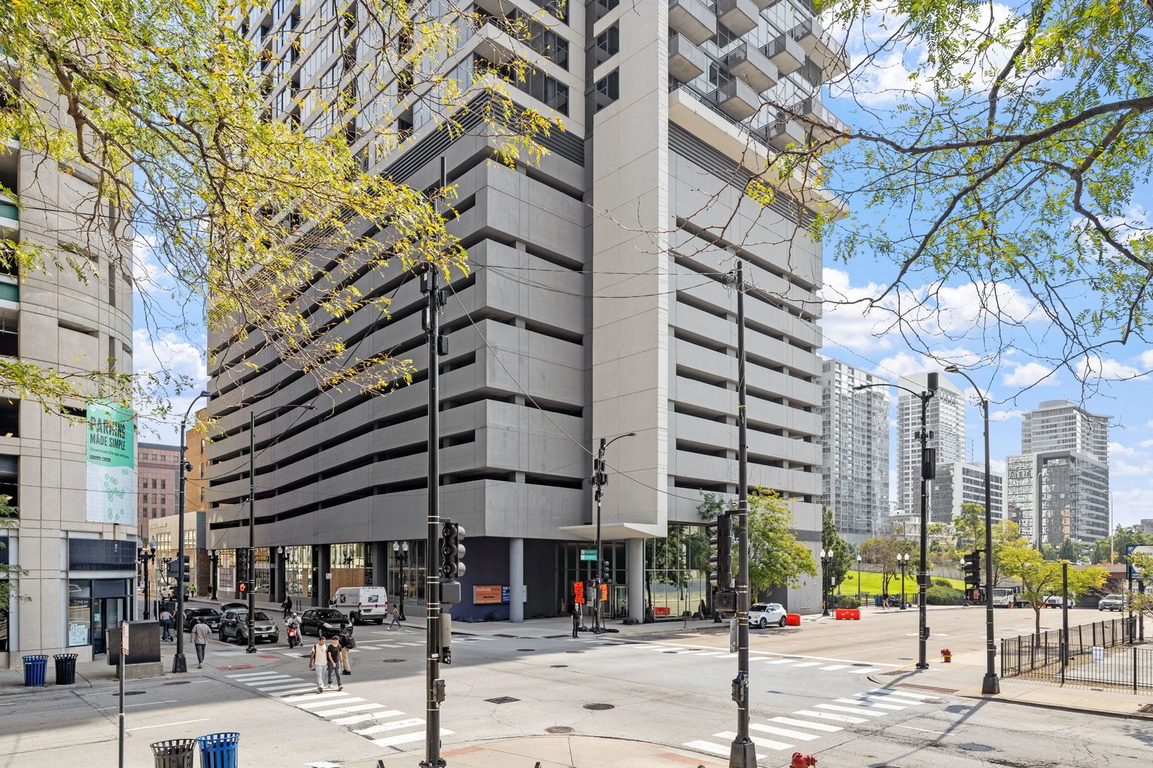 235 W Van Buren Street #1615 — Chicago, IL 60607