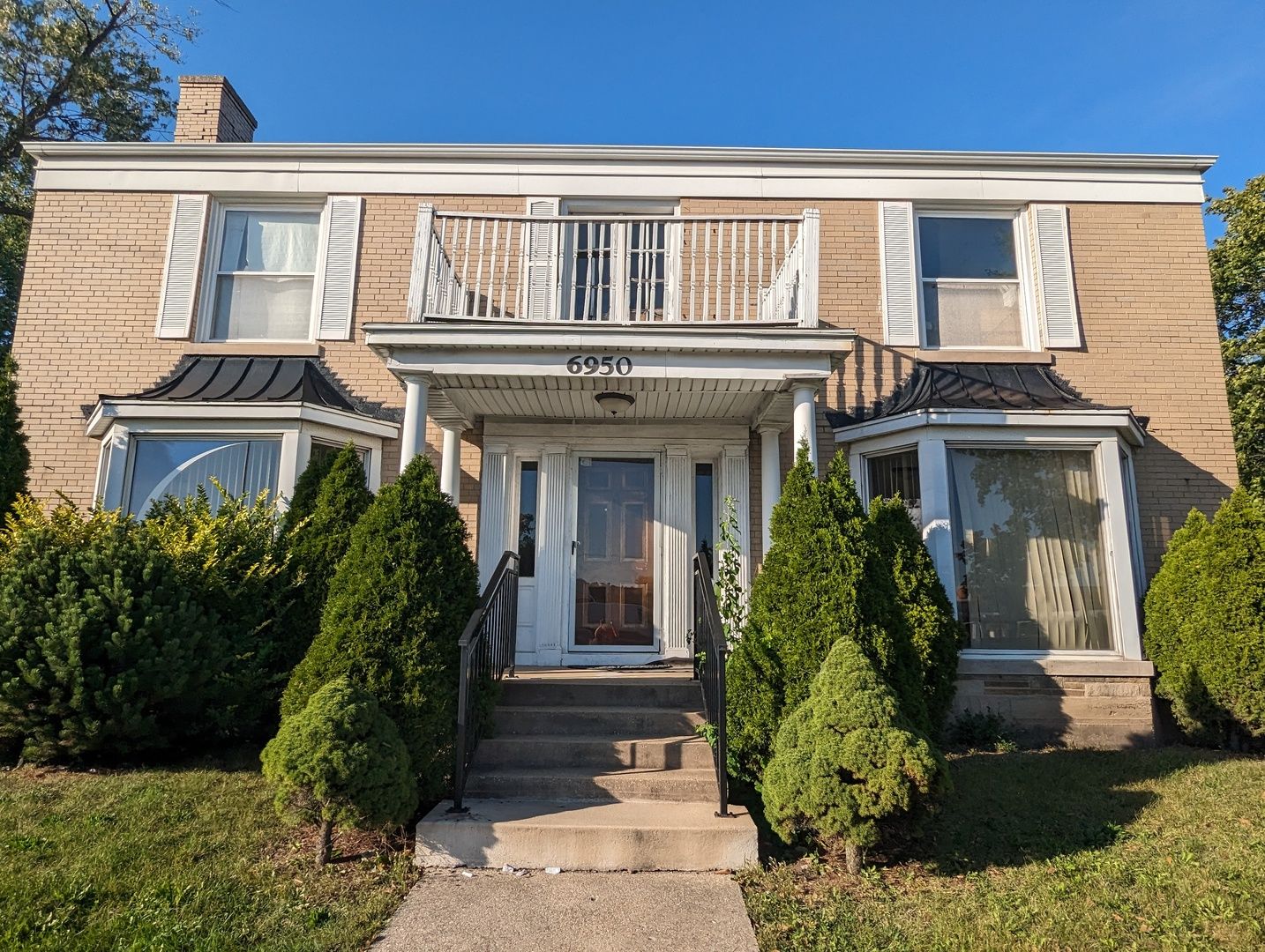 6950 Dempster Street — Morton Grove, IL 60053