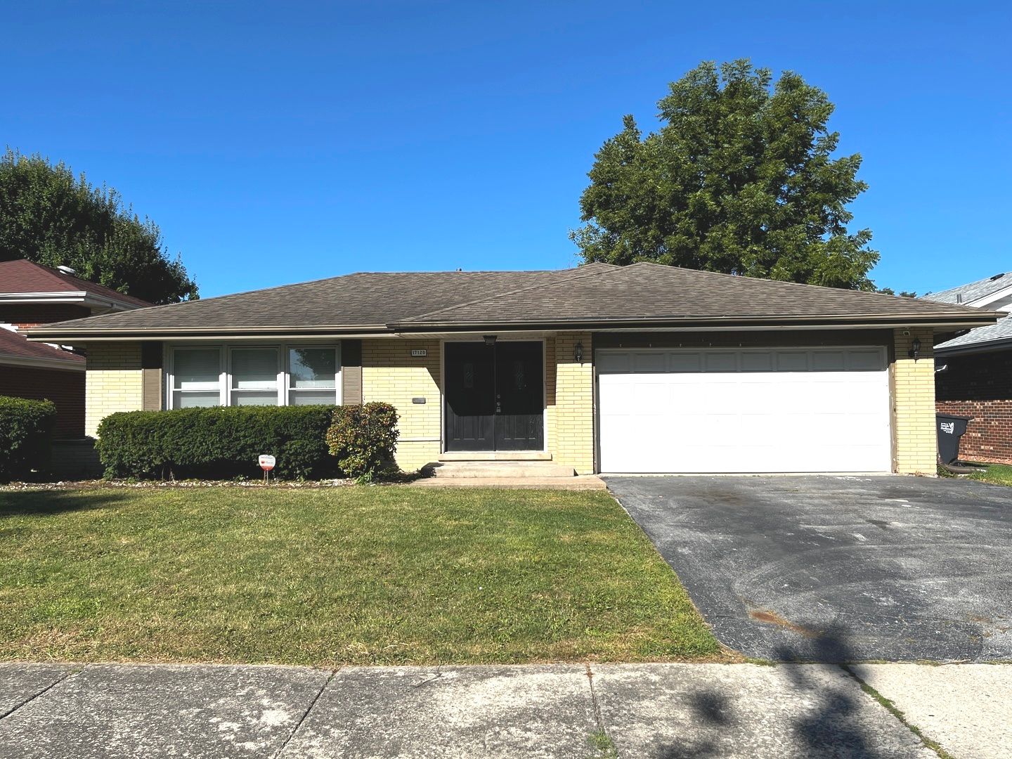 17120 University Avenue — South Holland, IL 60473