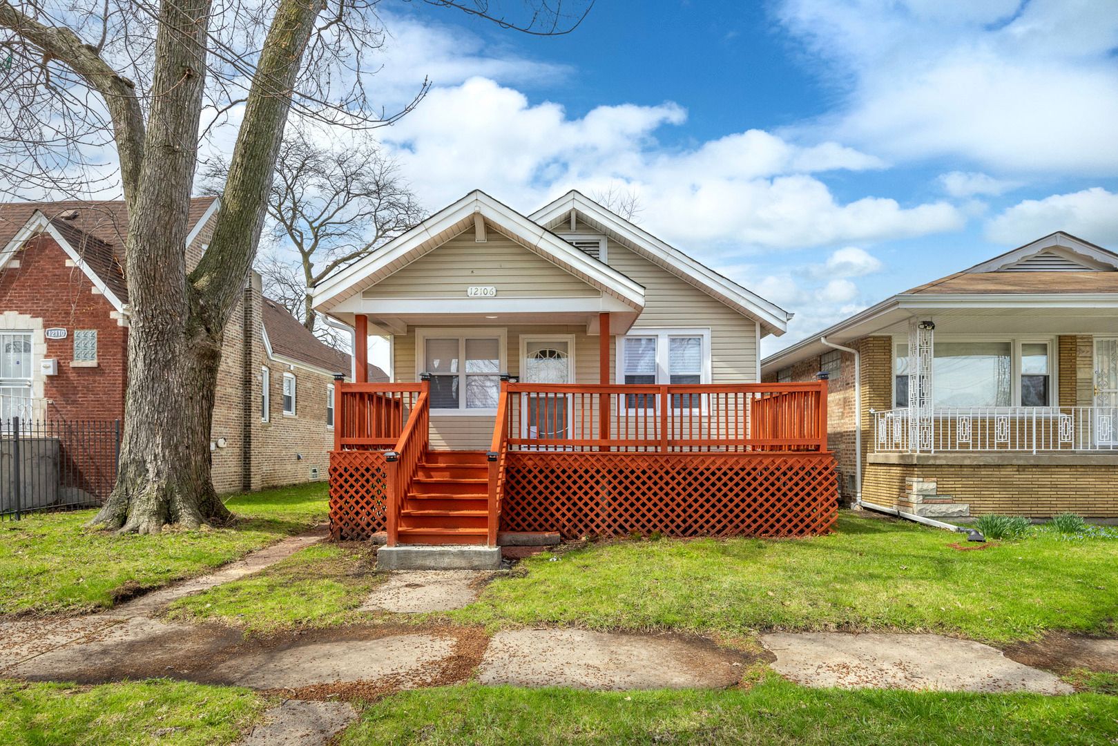 12106 S Emerald Avenue — Chicago, IL 60628