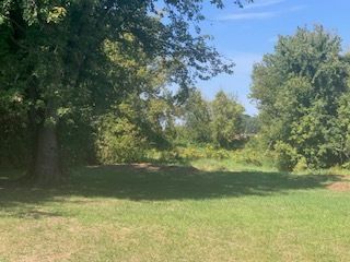 301 Constitution Drive — Poplar Grove, IL 61065