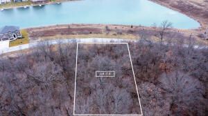 9315 Doubletree Drive S — Winfield, IN 46307