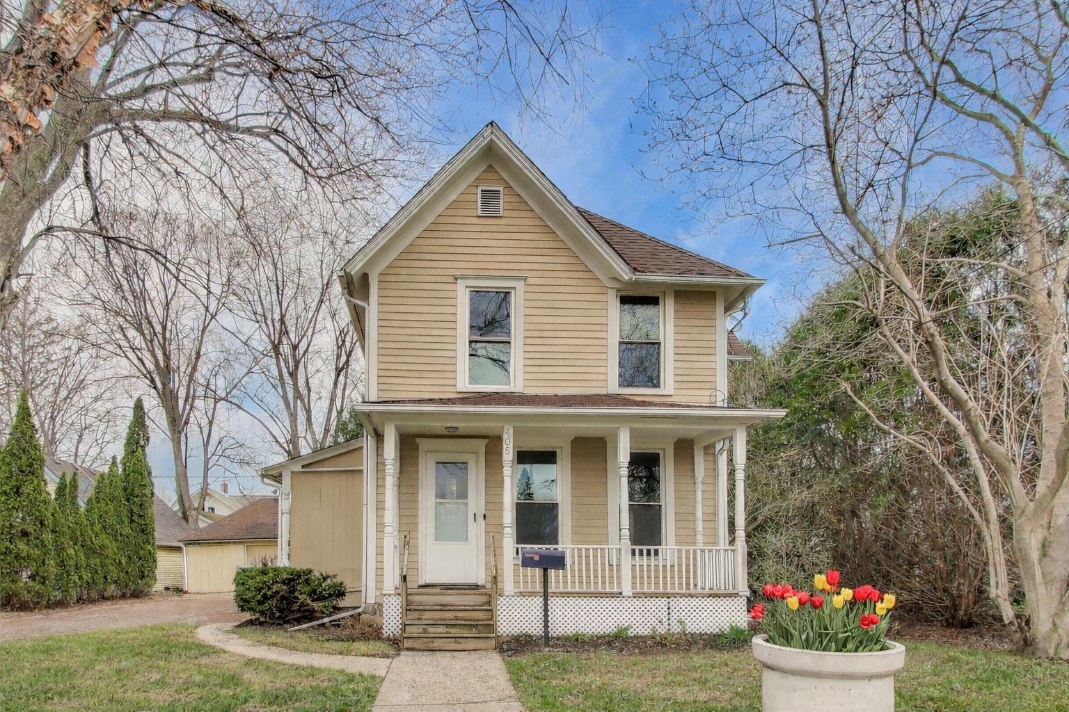 405 W Brown Street — Harvard, IL 60033