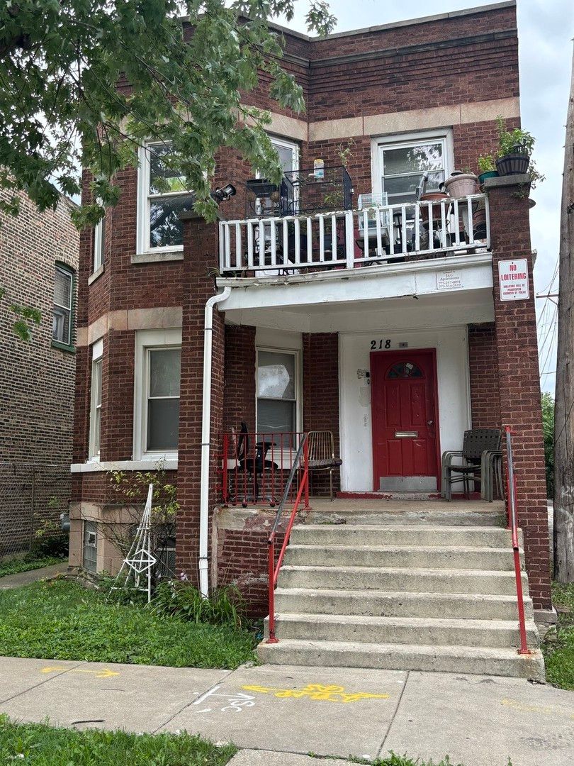 218 N Kilbourn Avenue — Chicago, IL 60624