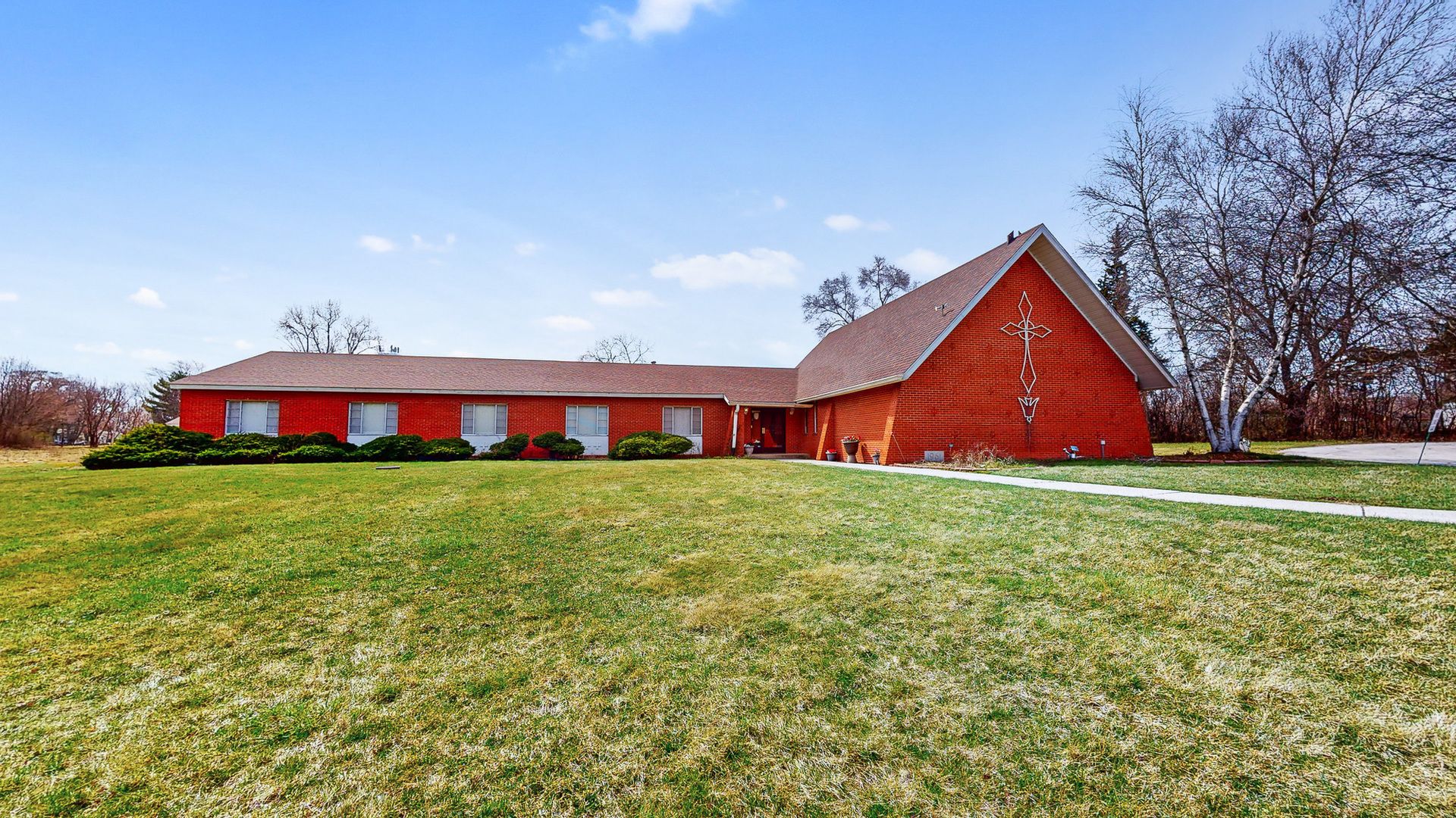 4100 Maple Avenue — Richton Park, IL 60471