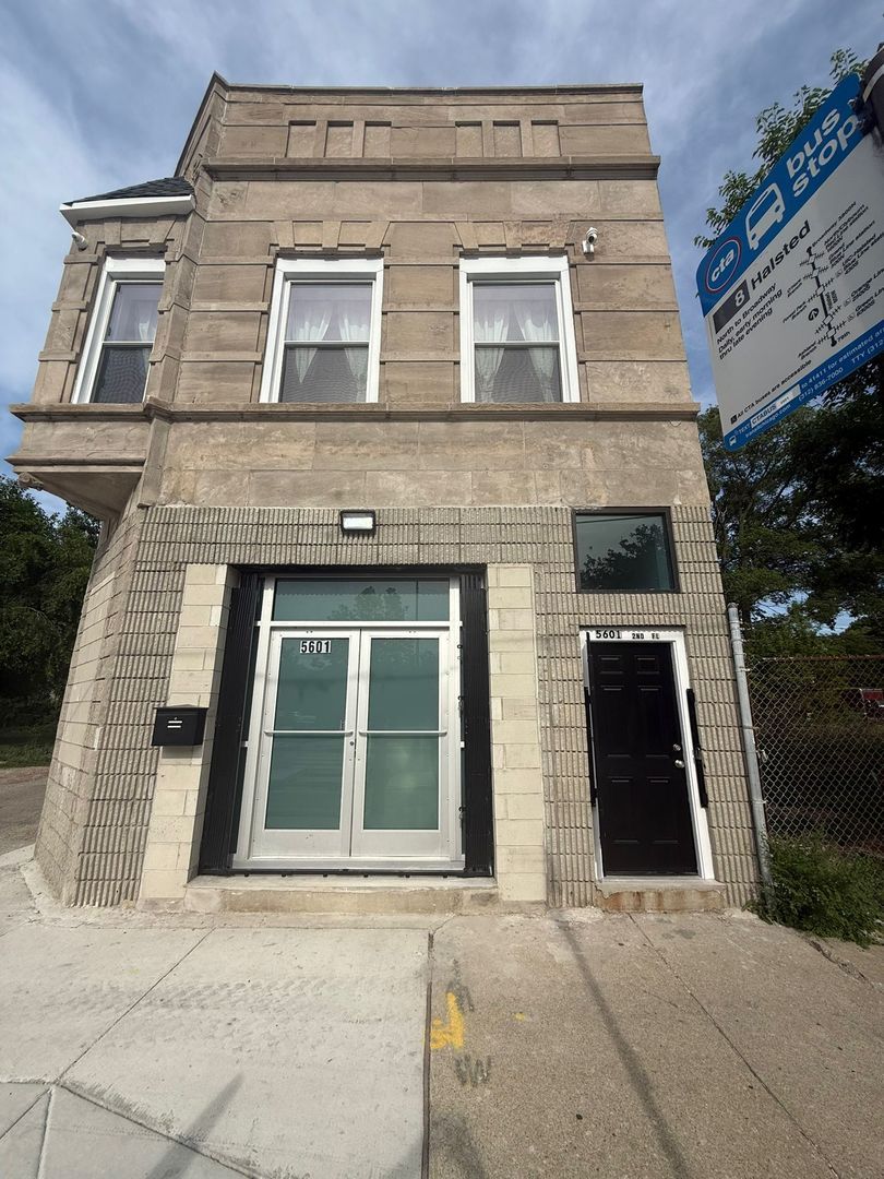 5601 S Halsted Street — Chicago, IL 60621