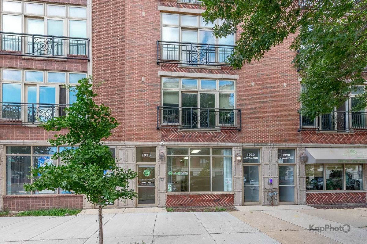 1930 Wabash Avenue, Chicago, IL 60616