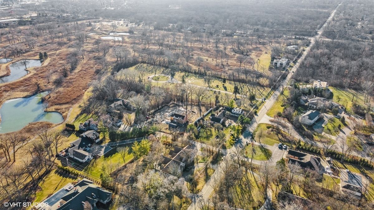 535 Fairway Lane, Northbrook, IL 60062