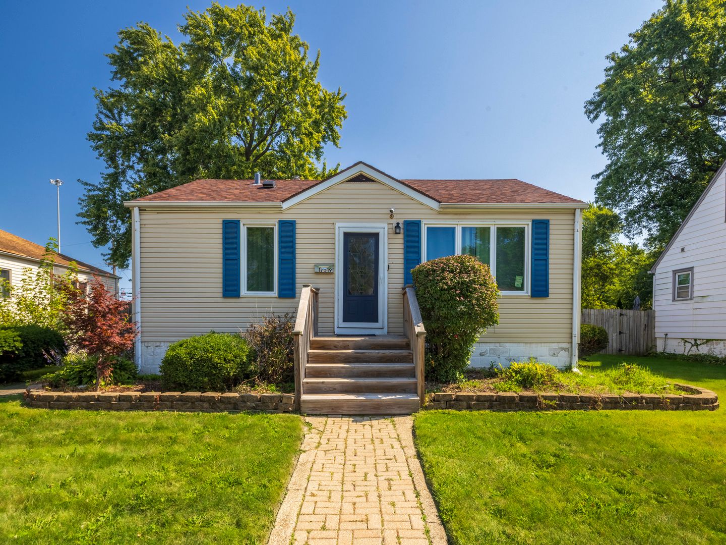 17519 Community Street — Lansing, IL 60438