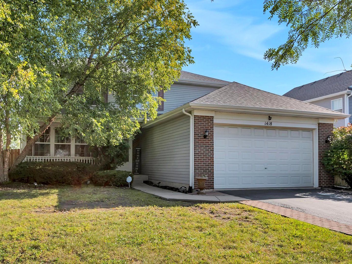 1418 Fitzer Drive — Joliet, IL 60431