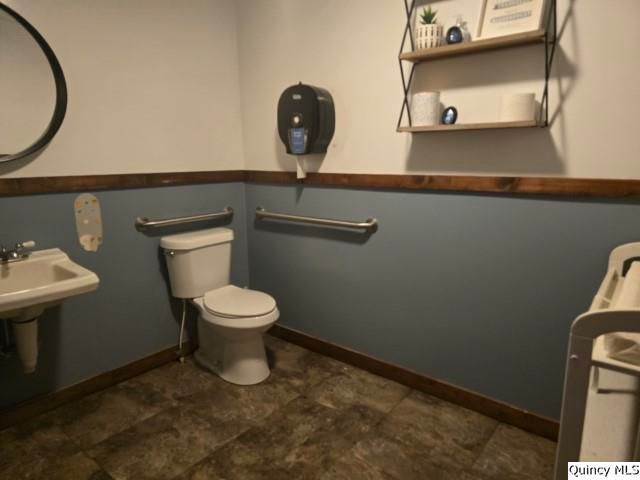 120 E 5th Street, Bowen, IL 62316