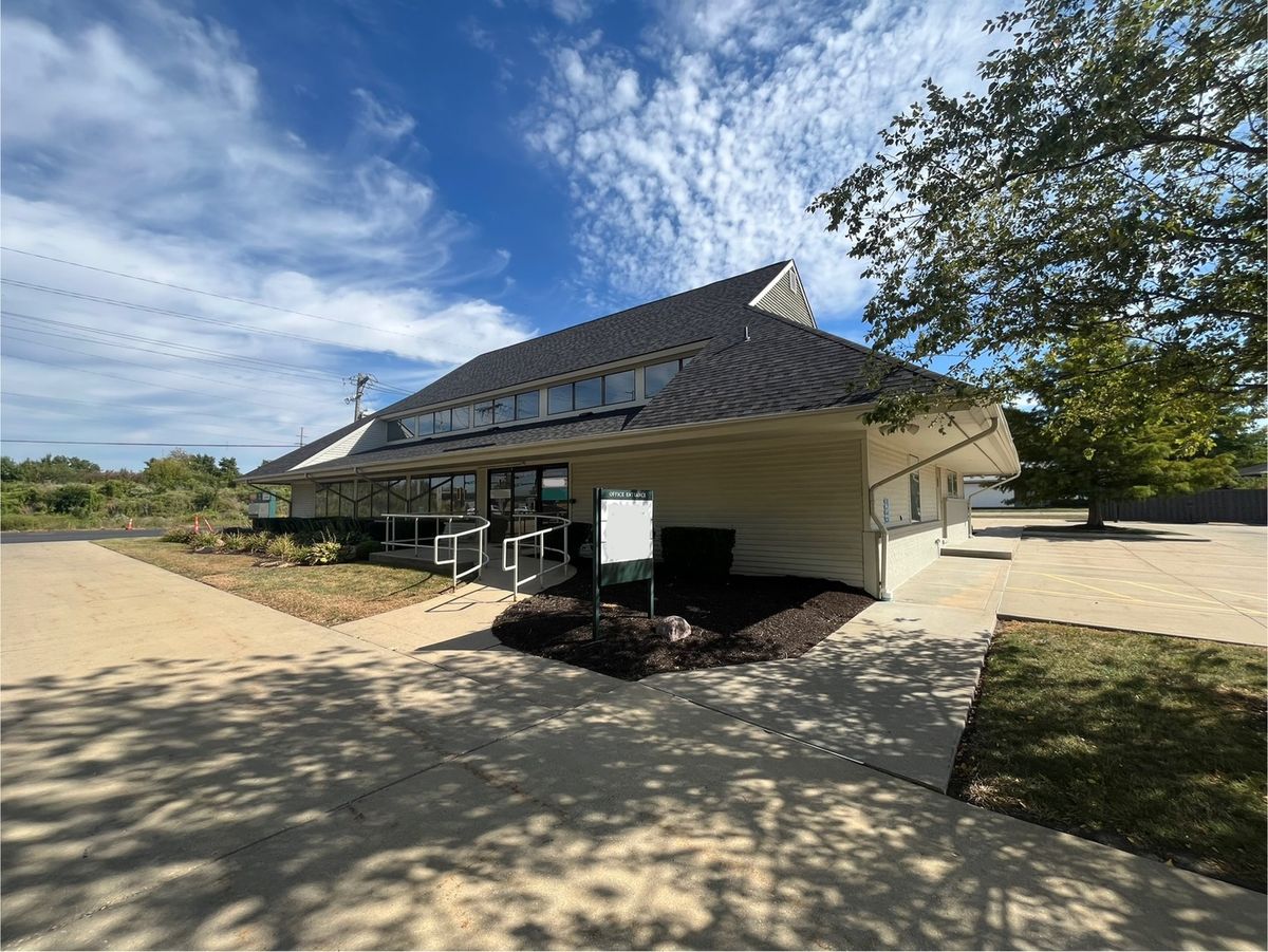 2105 Dunlap Avenue, Savoy, IL 61874