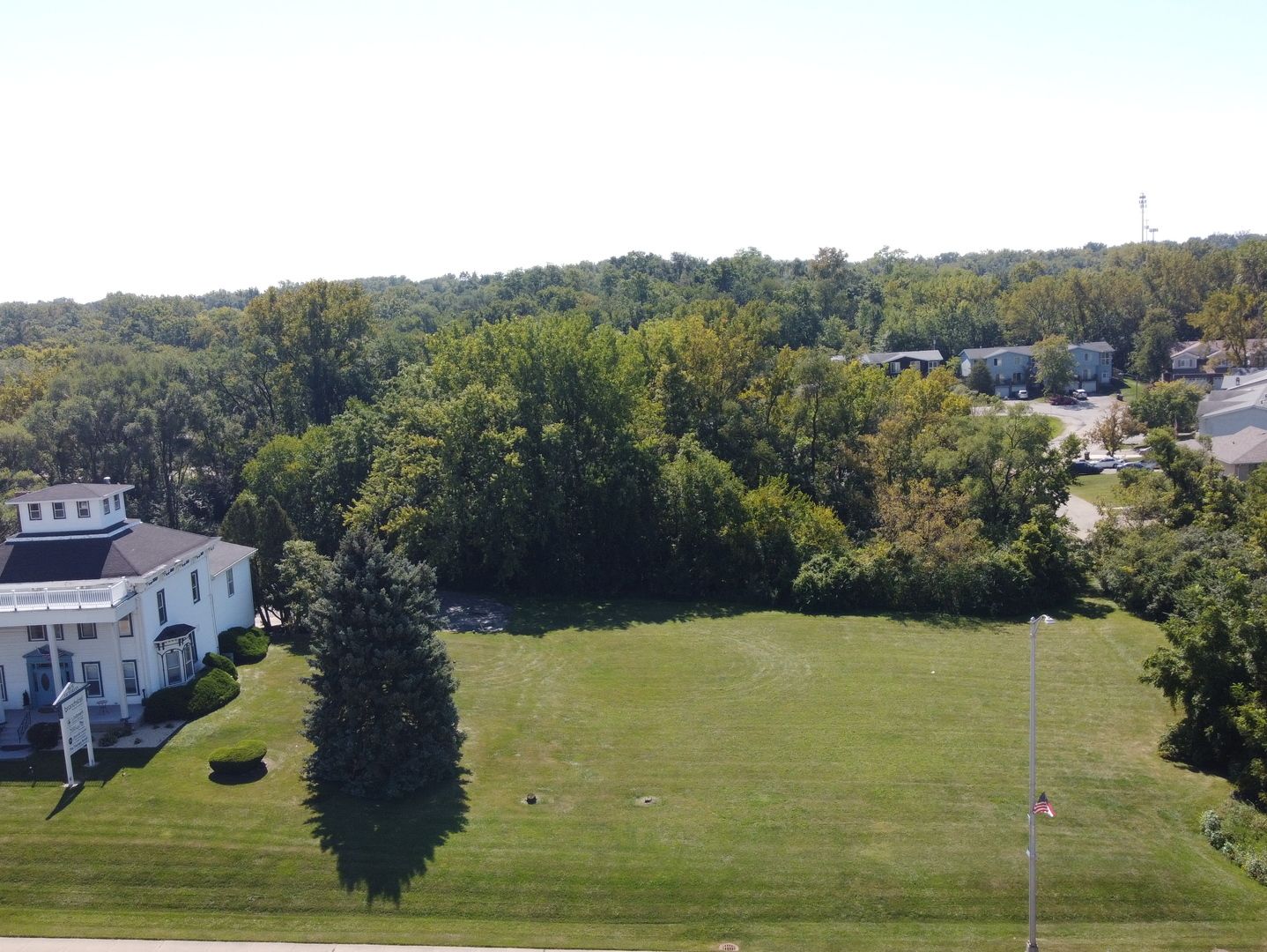 328 E Lincoln Highway — New Lenox, IL 60451
