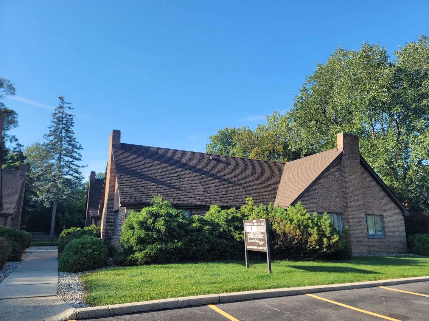 502 N Plum Grove Road — Palatine, IL 60067
