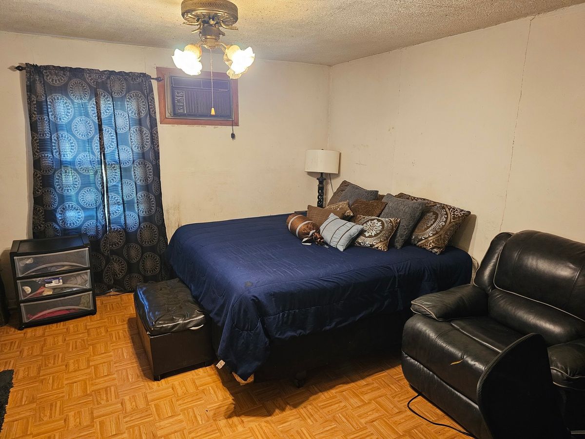 1406 E 15th Place, Ford Heights, IL 60411