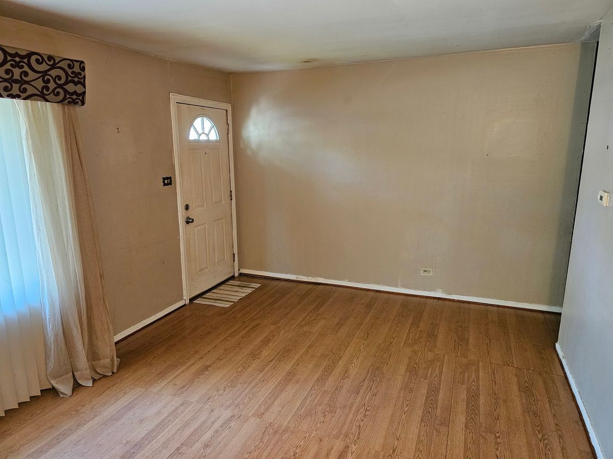 1406 E 15th Place, Ford Heights, IL 60411