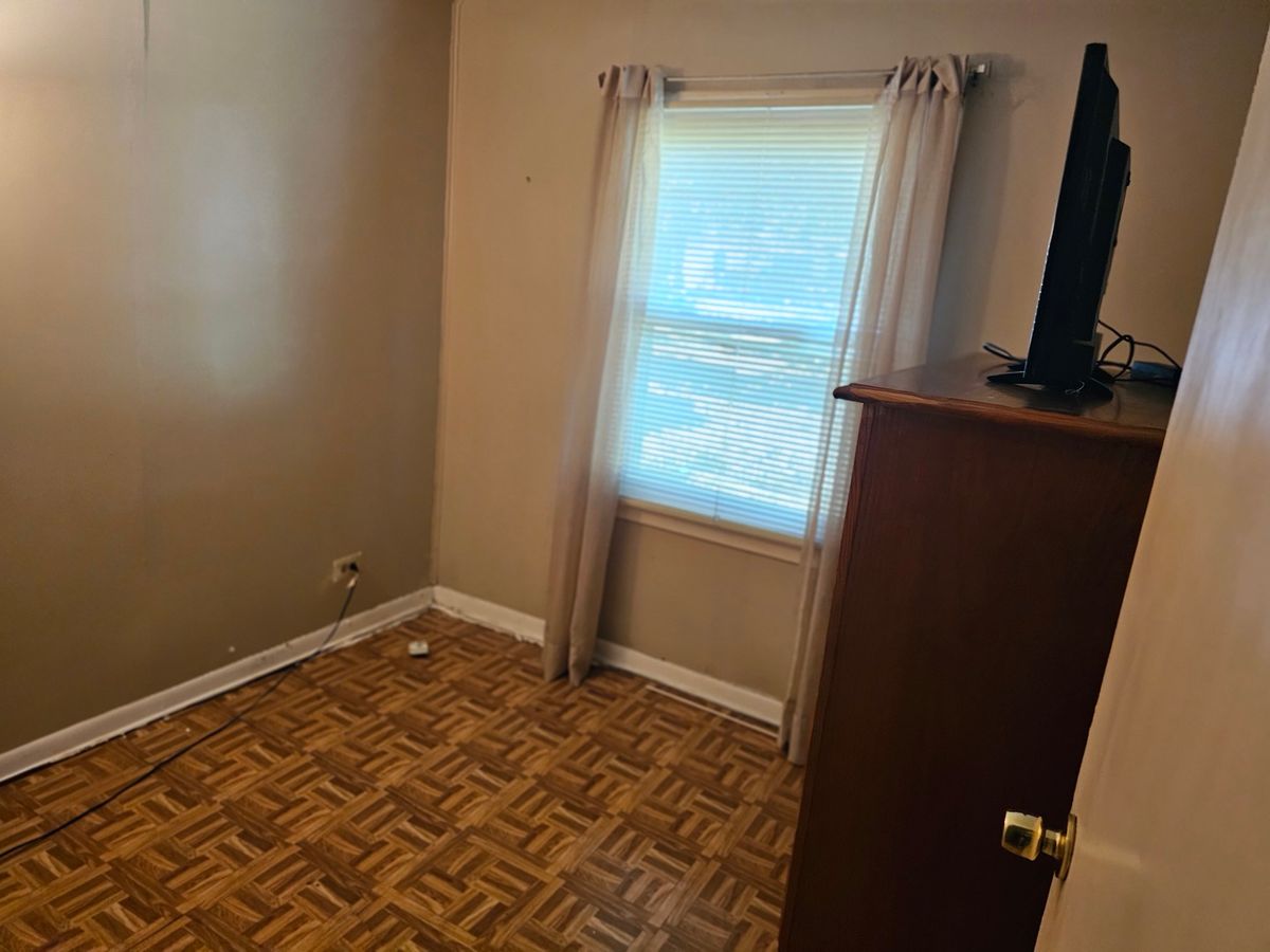 1406 E 15th Place, Ford Heights, IL 60411