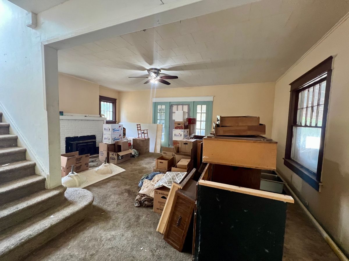 212 W Vine Street, Villa Grove, IL 61956