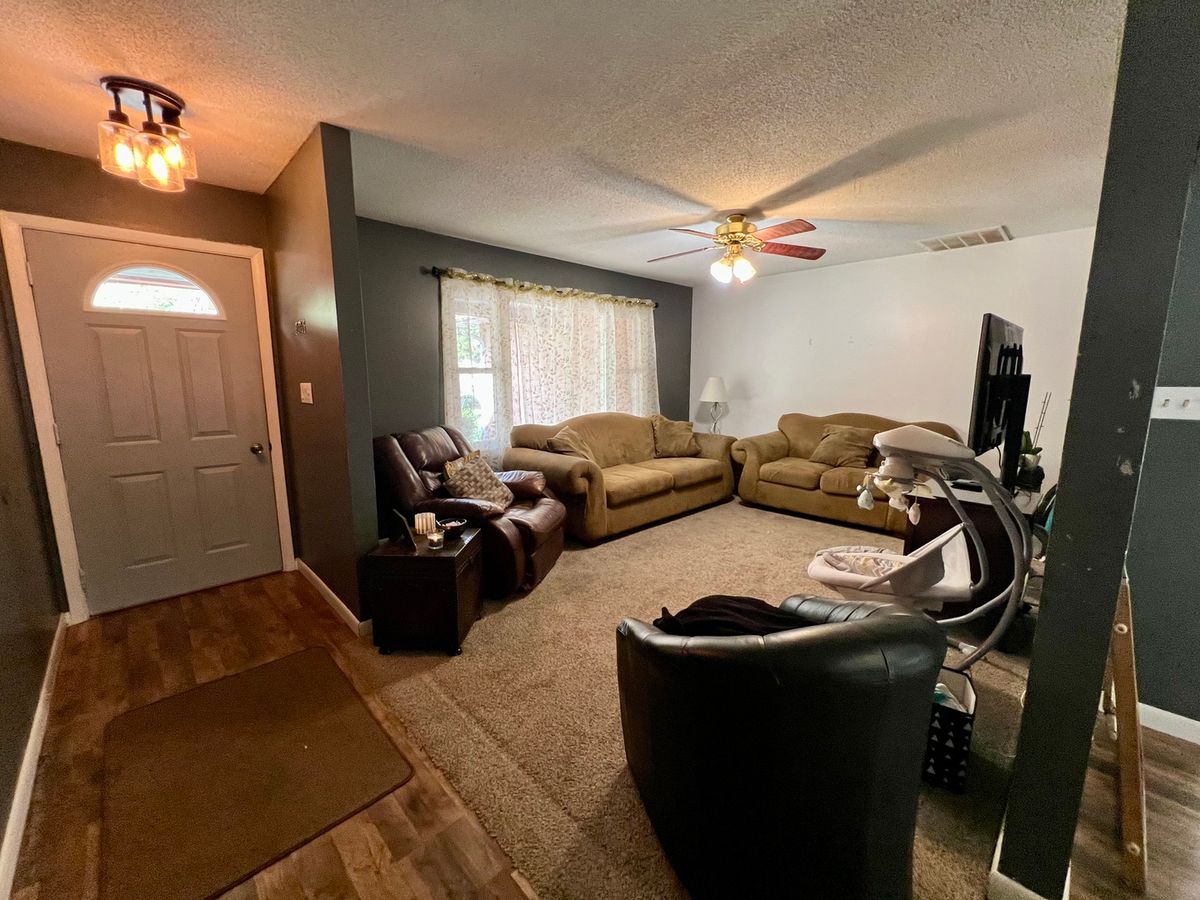 111 Magnolia Drive, Villa Grove, IL 61956